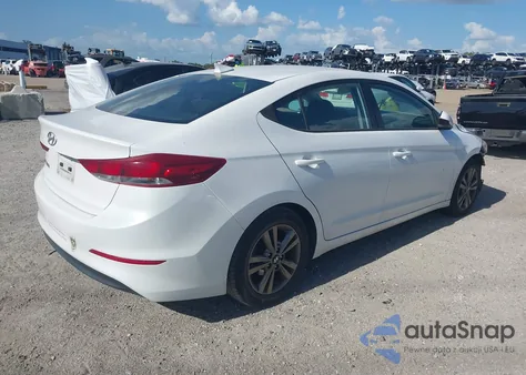 2018 Hyundai Elantra Sel z USA, uszkodzony, nr VIN 5NPD84LF5JH319612